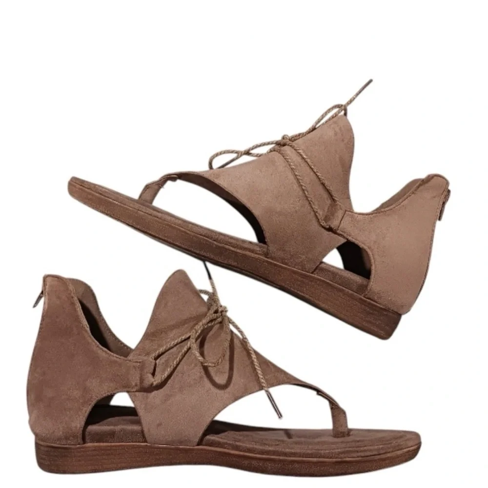 Pierre Dumas Women's Thong Sandals - Picture 2 of 10